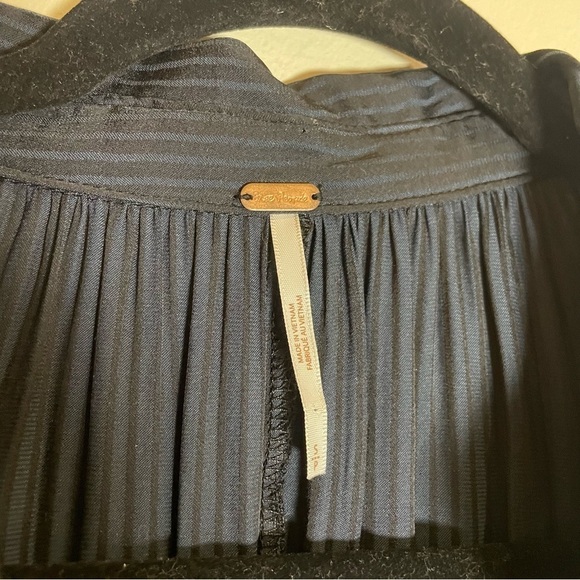 Free People Everly Pinstripe Long Sleeve Shirtdress Size Small - Picture 8 of 10